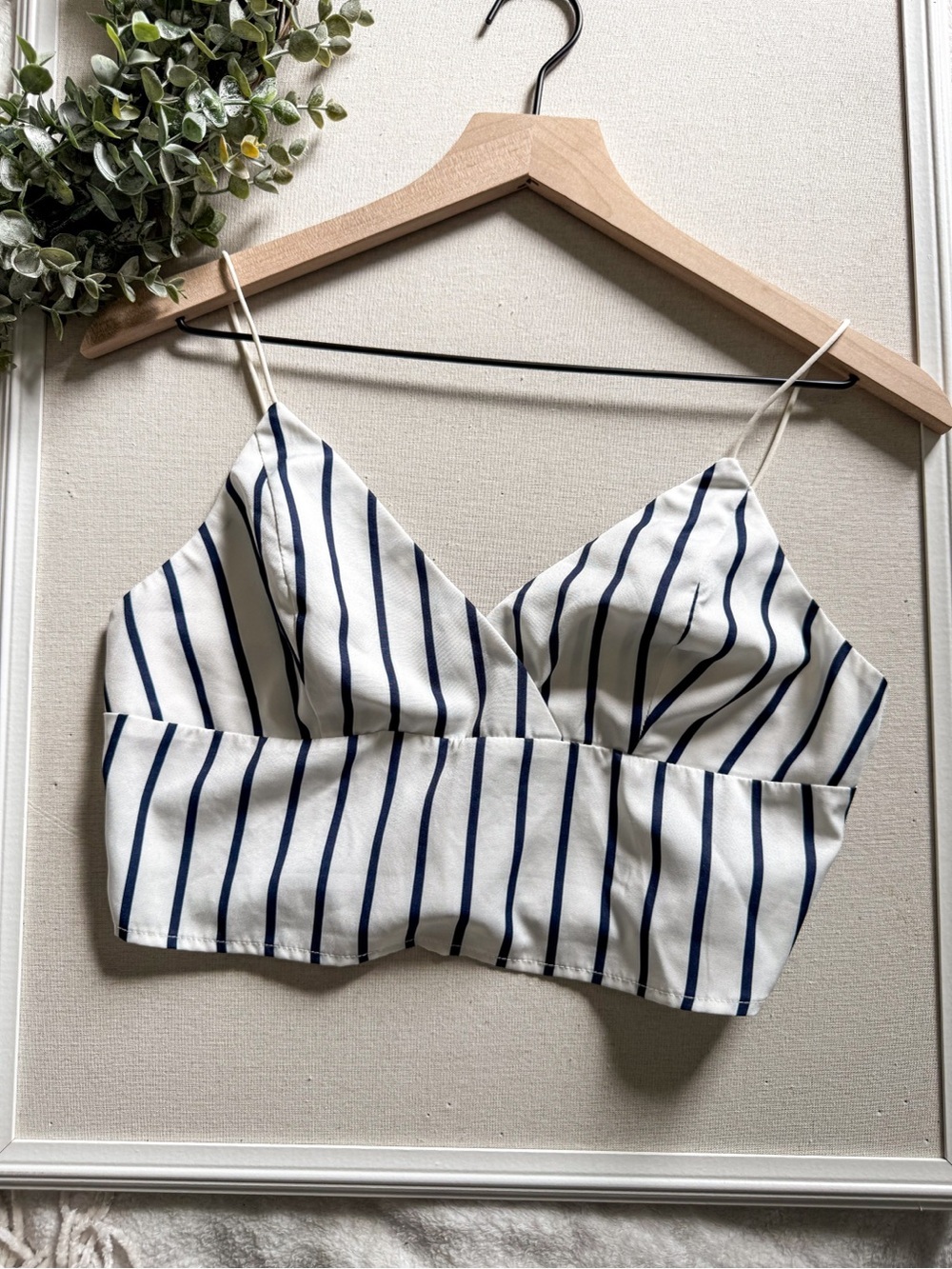 Cider Bralette Crop Top White and Navy Stripe Size Large